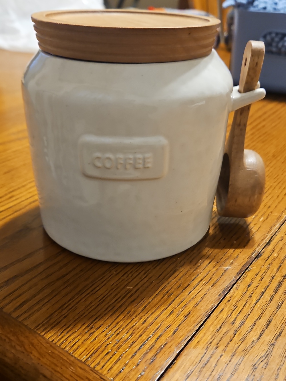 Ceramic Coffee Canister with Wooden Lid - Off White